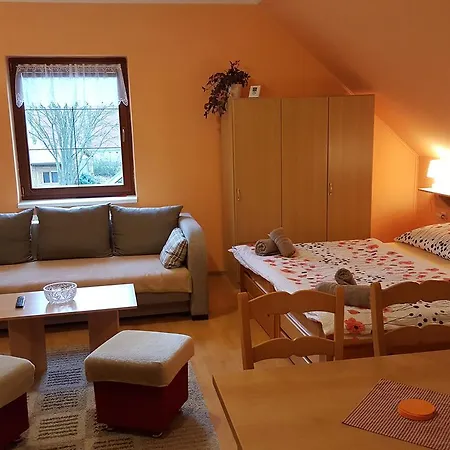 Otmarka 3*
